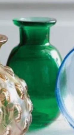 Deep green Aeliana bud vase